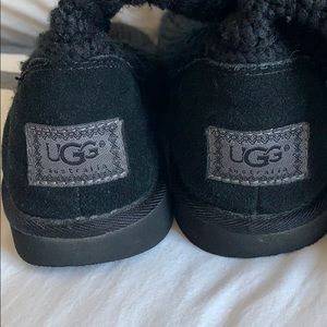 UGG Black Cardy Sweater Boot. Big Kid Size 6! 🌸